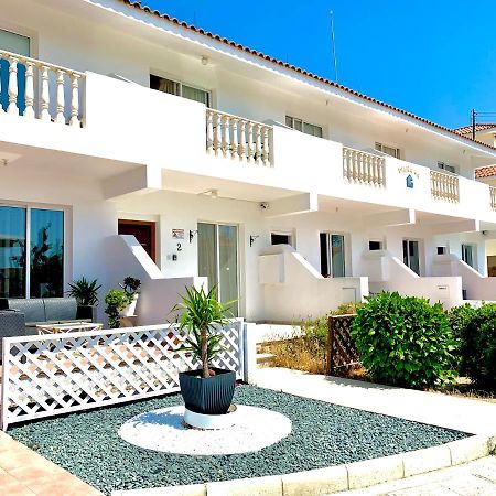Апартаменты Diana Townhouse 1 Пафос Экстерьер фото