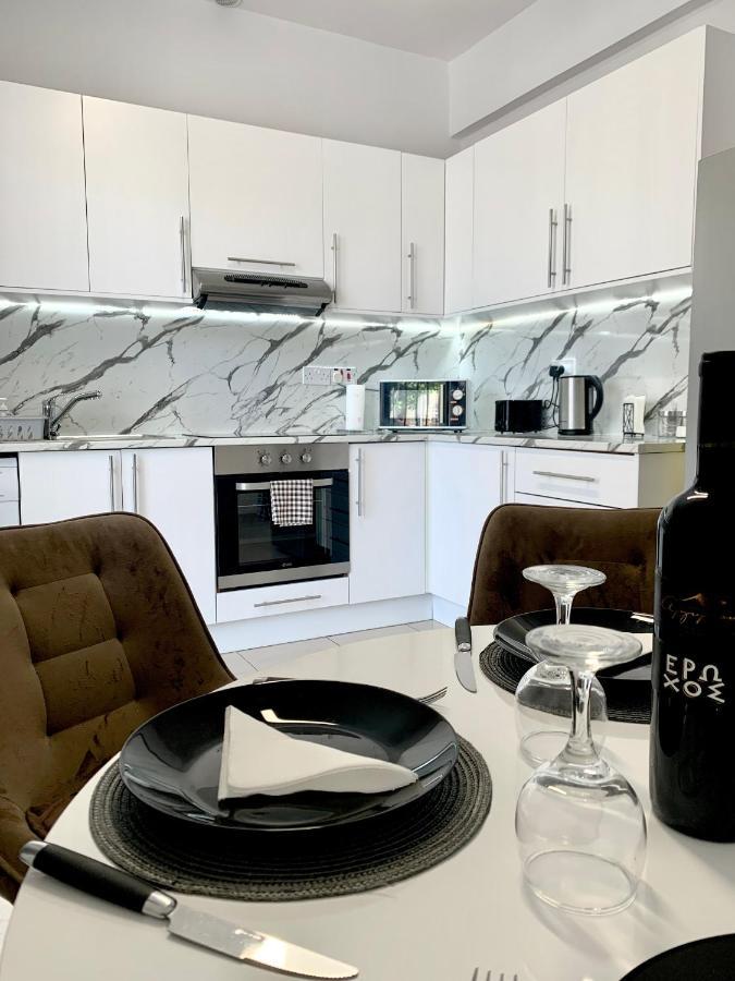 Апартаменты Diana Townhouse 1 Пафос Экстерьер фото